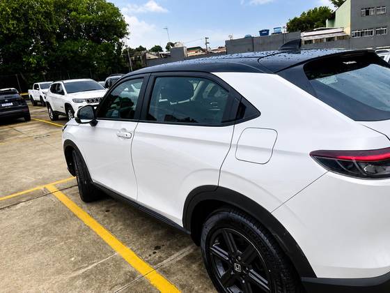 HONDA HR-V 1.5 DI I-VTEC FLEX EXL CVT HONDA HR-V 1.5 DI I-VTEC FLEX EXL CVT